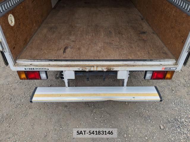Isuzu ELF TRUCK 2018-02 6544791-8