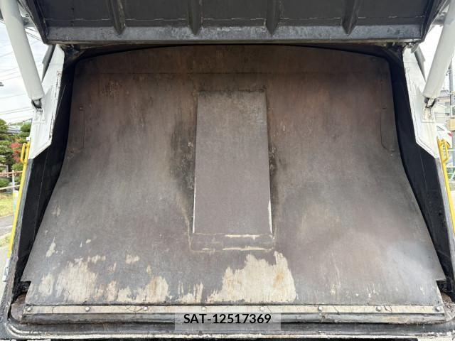 Isuzu ELF TRUCK 2017-04 6611665-21