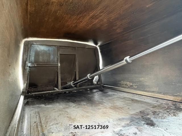 Isuzu ELF TRUCK 2017-04 6611665-22