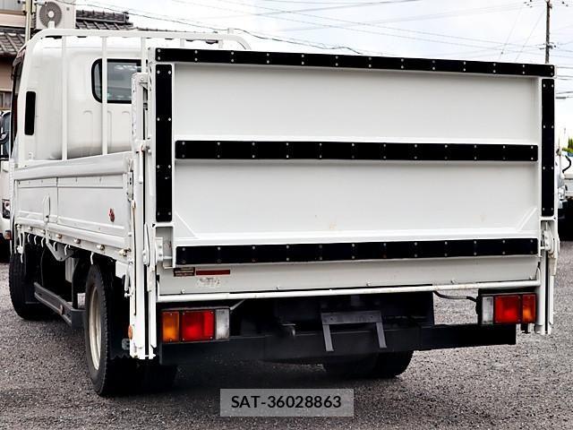 Isuzu ELF TRUCK 2019-03 6611685-1