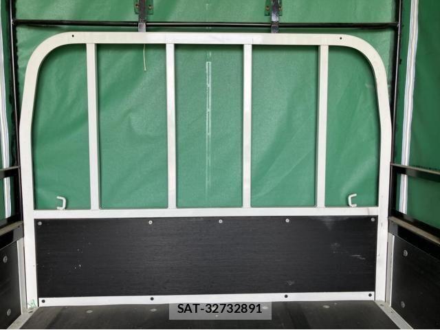 Isuzu ELF TRUCK 2023-12 6611662-10
