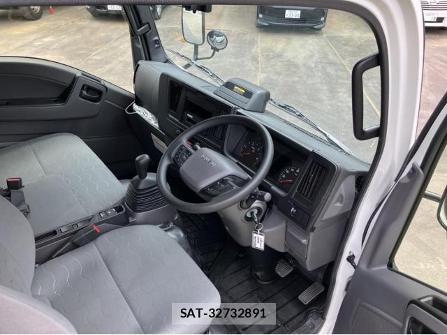 Isuzu ELF TRUCK 2023-12 6611662-20