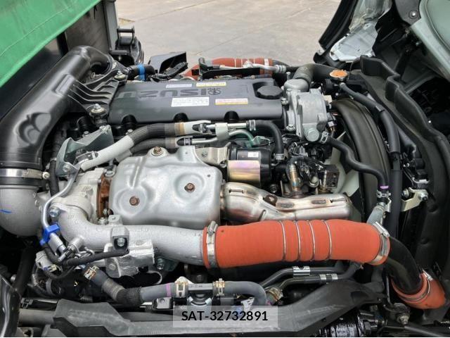Isuzu ELF TRUCK 2023-12 6611662-25