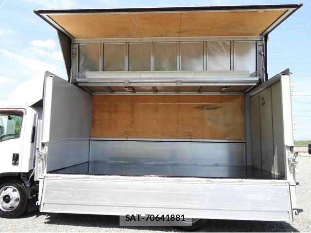 Isuzu ELF TRUCK 2016-02 6611670-9