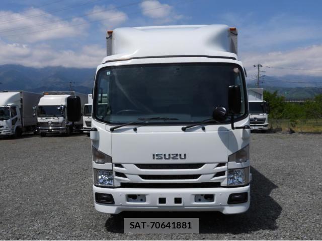 Isuzu ELF TRUCK 2016-02 6611670-1