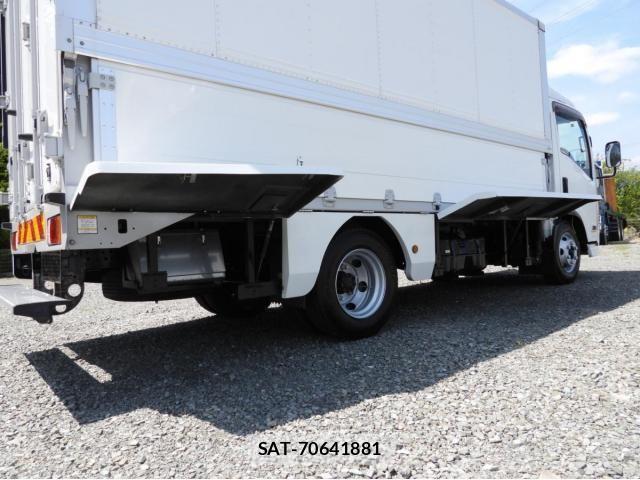 Isuzu ELF TRUCK 2016-02 6611670-23