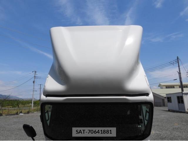 Isuzu ELF TRUCK 2016-02 6611670-24