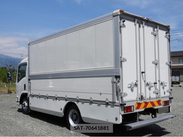 Isuzu ELF TRUCK 2016-02 6611670-5