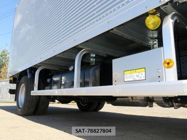 Isuzu ELF TRUCK 2025-10 6611658-12
