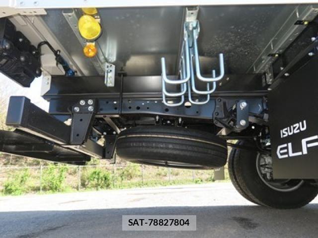 Isuzu ELF TRUCK 2025-10 6611658-14