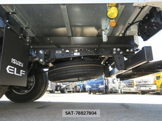 Isuzu ELF TRUCK 2025-10 6611658-15
