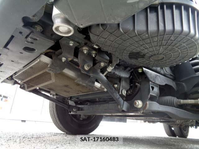 Isuzu ELF TRUCK 2016-03 6611705-14