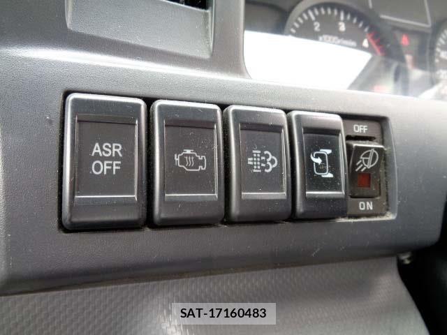 Isuzu ELF TRUCK 2016-03 6611705-7