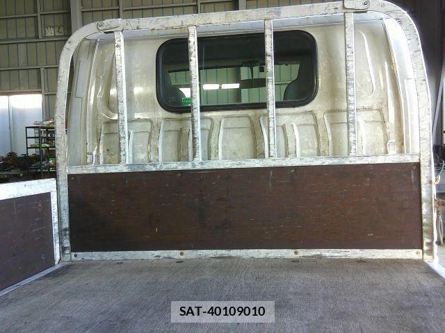 Isuzu ELF TRUCK 2006-03 6611710-12