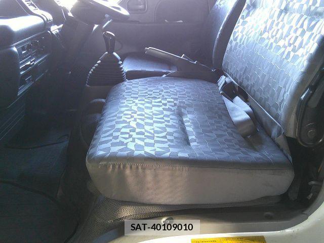 Isuzu ELF TRUCK 2006-03 6611710-18