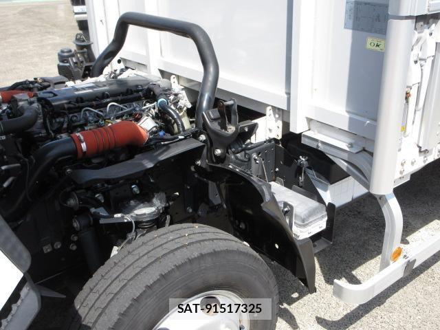 Isuzu ELF TRUCK 2020-03 6611664-14