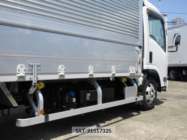 Isuzu ELF TRUCK 2020-03 6611664-16