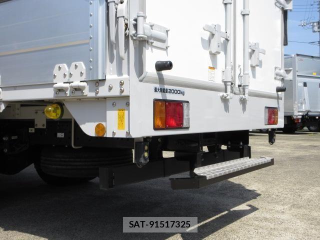 Isuzu ELF TRUCK 2020-03 6611664-18