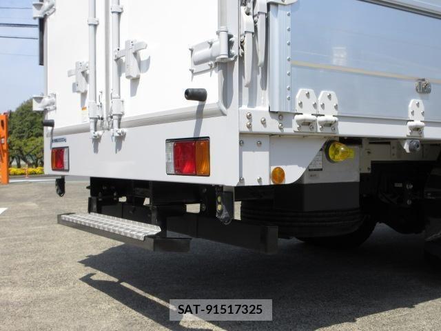 Isuzu ELF TRUCK 2020-03 6611664-19