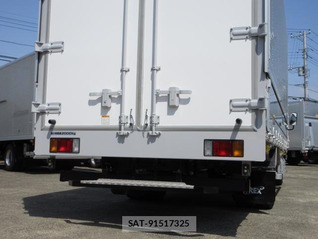 Isuzu ELF TRUCK 2020-03 6611664-21