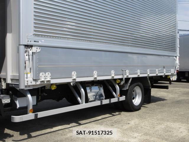 Isuzu ELF TRUCK 2020-03 6611664-8