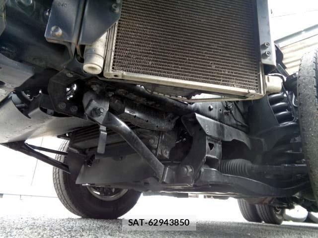 Isuzu ELF TRUCK 2013-03 6611709-12