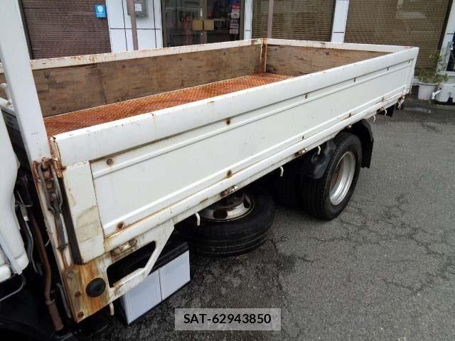 Isuzu ELF TRUCK 2013-03 6611709-19