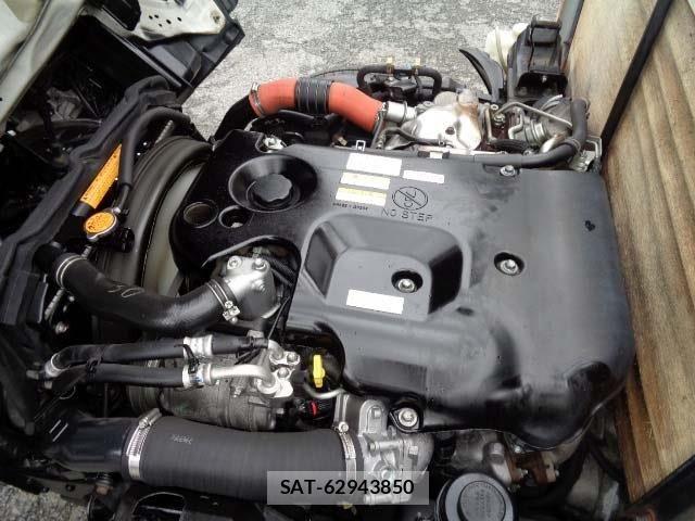 Isuzu ELF TRUCK 2013-03 6611709-3
