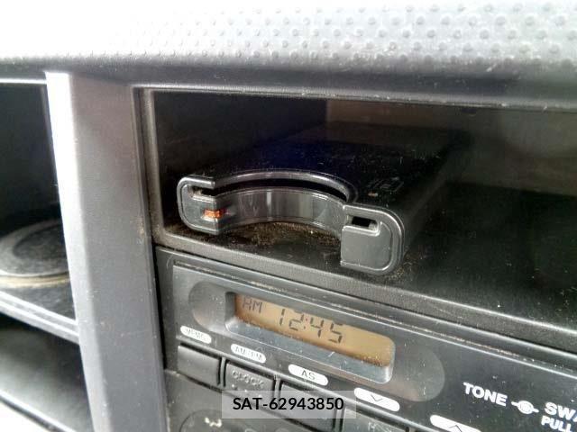 Isuzu ELF TRUCK 2013-03 6611709-5