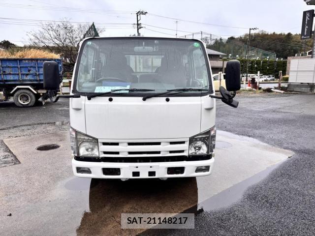 Isuzu ELF TRUCK 2012-05 6611688-1