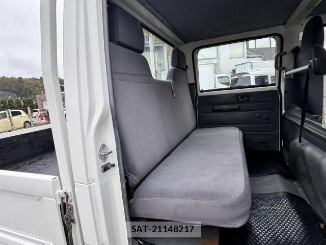 Isuzu ELF TRUCK 2012-05 6611688-28