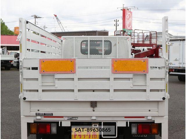 Isuzu ELF TRUCK 2015-11 6611696-17