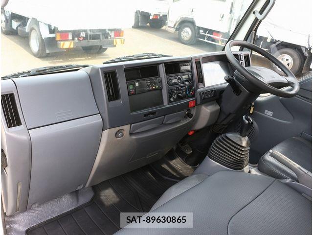 Isuzu ELF TRUCK 2015-11 6611696-3