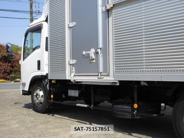 Isuzu ELF TRUCK 2020-03 6611669-18