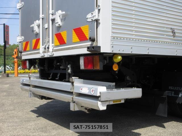 Isuzu ELF TRUCK 2020-03 6611669-20