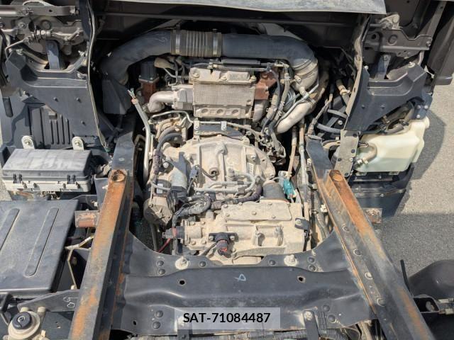 Isuzu ELF TRUCK 2019-04 6611687-19
