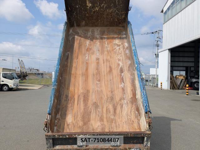 Isuzu ELF TRUCK 2019-04 6611687-23