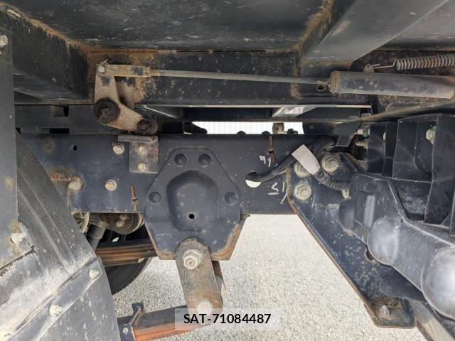 Isuzu ELF TRUCK 2019-04 6611687-5