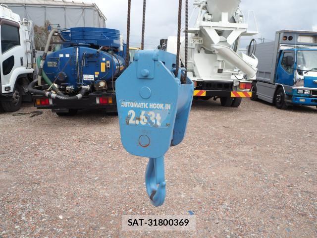 Isuzu ELF TRUCK 2011-01 6611668-13