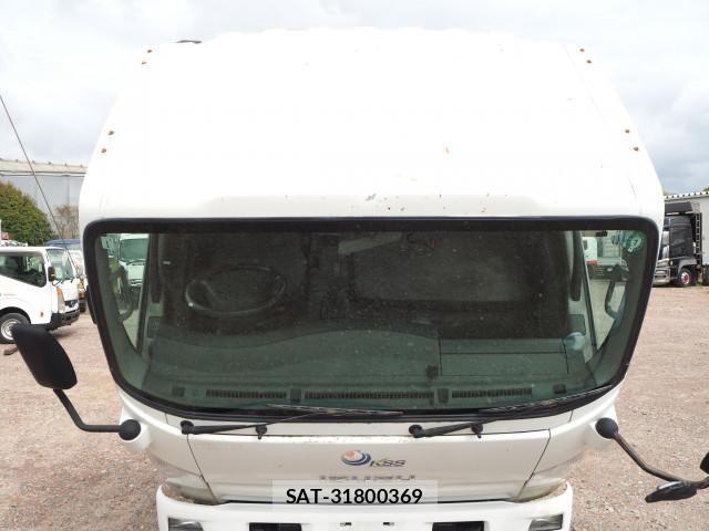 Isuzu ELF TRUCK 2011-01 6611668-15