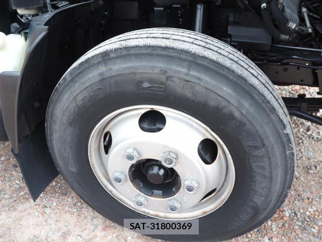 Isuzu ELF TRUCK 2011-01 6611668-17