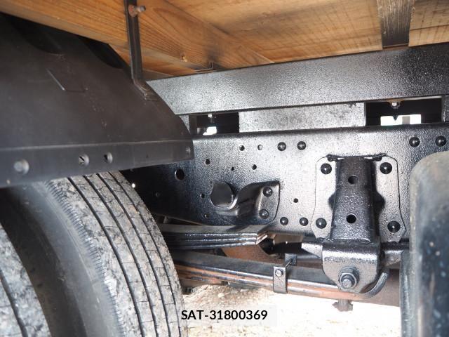 Isuzu ELF TRUCK 2011-01 6611668-21