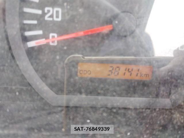 Isuzu ELF TRUCK 2016-05 6611683-10