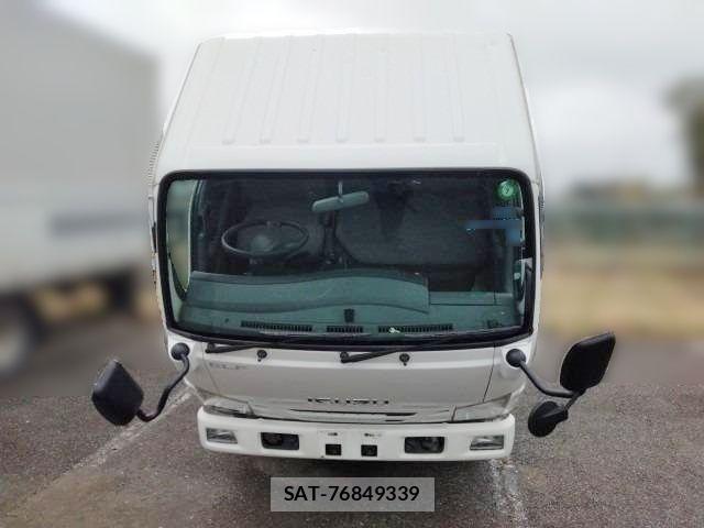 Isuzu ELF TRUCK 2016-05 6611683-13