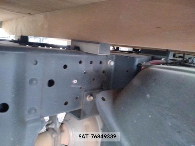 Isuzu ELF TRUCK 2016-05 6611683-23