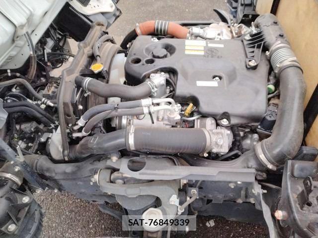 Isuzu ELF TRUCK 2016-05 6611683-25