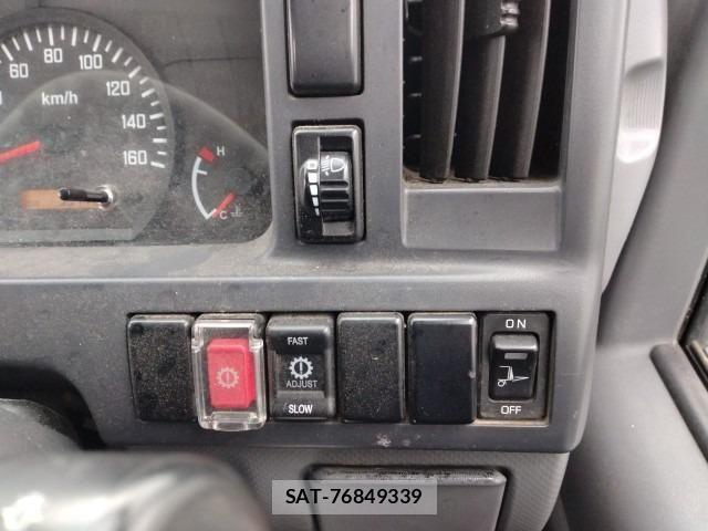 Isuzu ELF TRUCK 2016-05 6611683-8