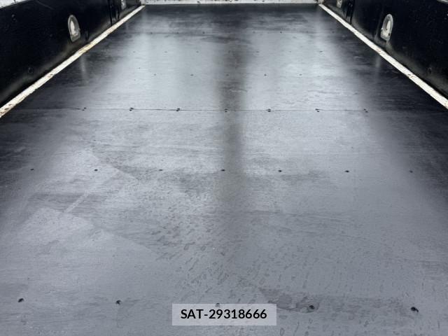 Isuzu ELF TRUCK 2018-10 6611667-11