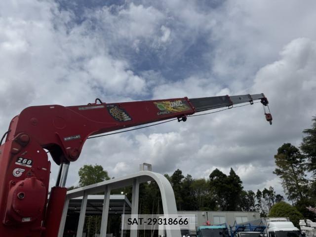 Isuzu ELF TRUCK 2018-10 6611667-14
