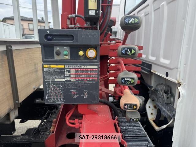 Isuzu ELF TRUCK 2018-10 6611667-19